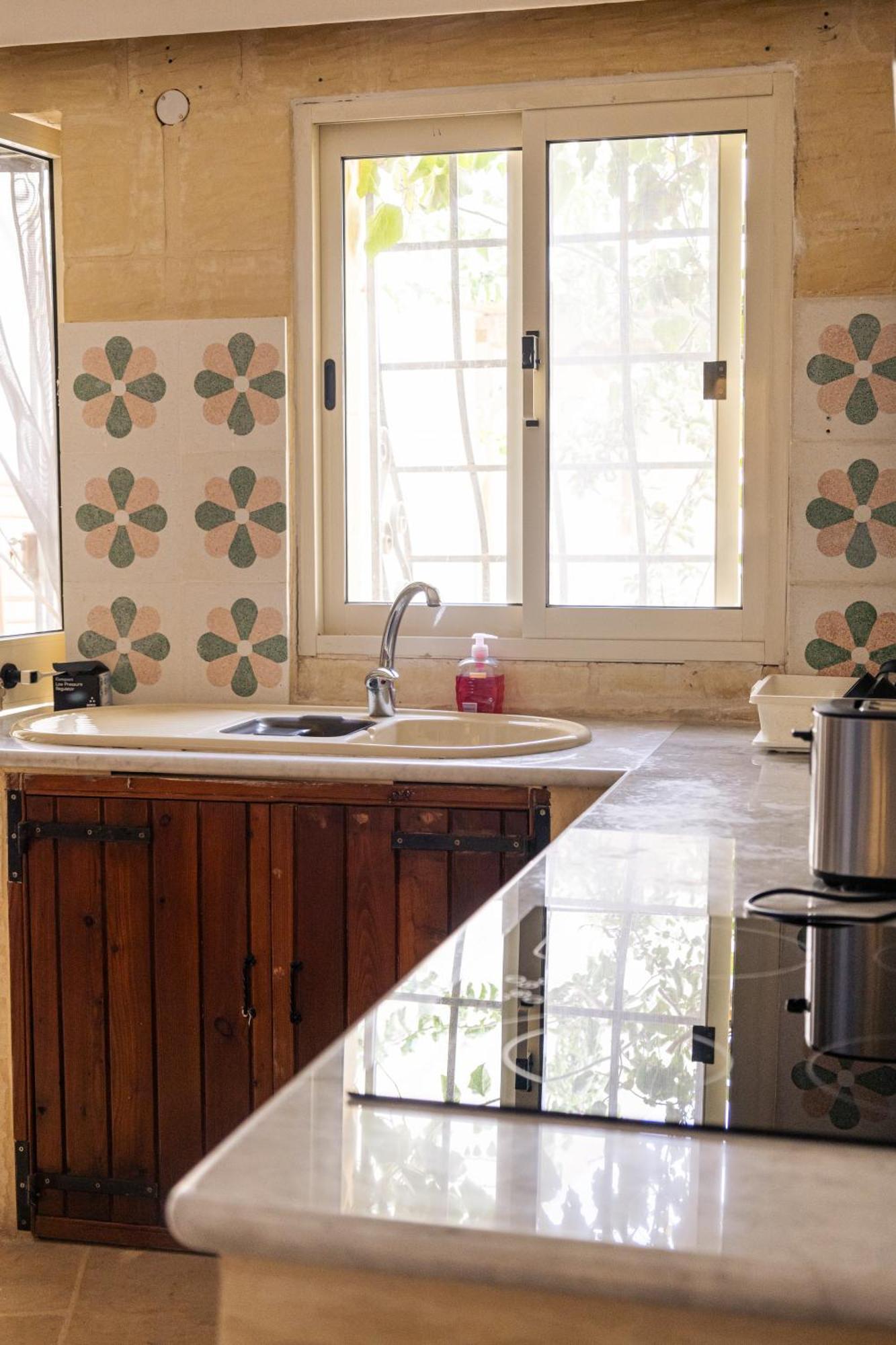 Tranquil 2-Bedroom Escape Nadur Eksteriør bilde